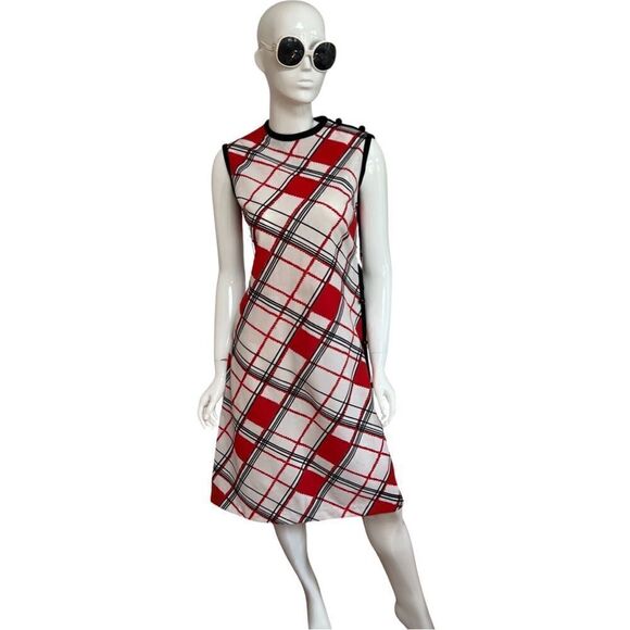 Vintage 1960s Mod Red Black Geometric Print Side Button Accent Shift Dress - Picture 2 of 15